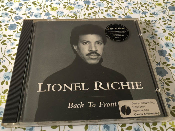 Lionel Richie back to front