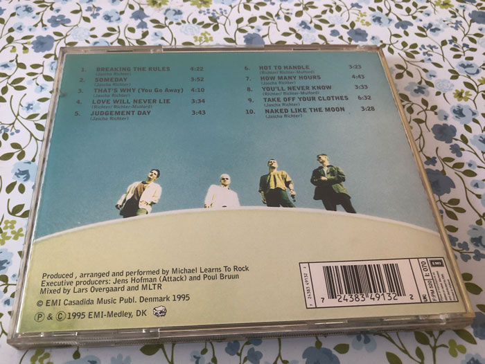 Michael_learns_to_rock_played-on-pepper_B_10 Michael learns to rock played on pepper