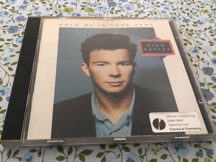 Rick Astley Hold me in you arms