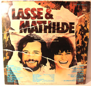 Lasse & Mathilde – Her Og Nær