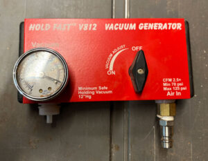 Hold fast vacuum generator