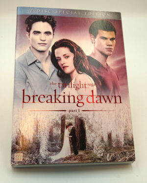 The Twilight saga breaking dawn (DVD)