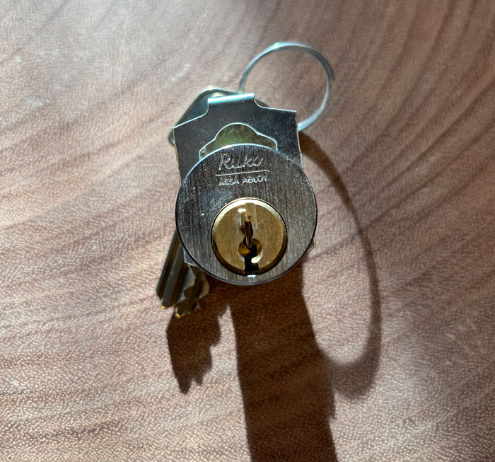 Rukolås til postkasse 6 stifts – Rodekassen