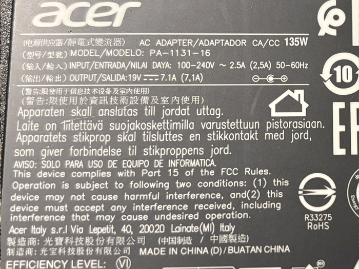 Acer strømforsyning