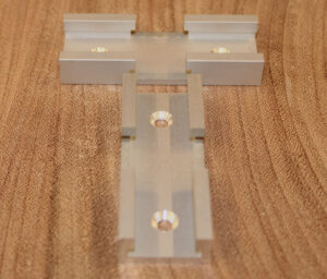 2 stk. T-track kryds