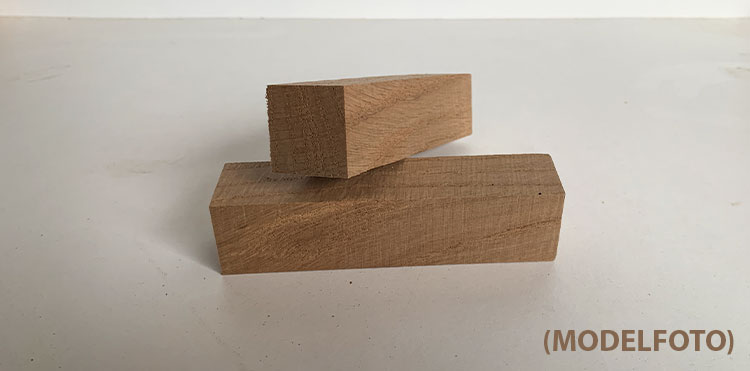 Antik eg pen blank
