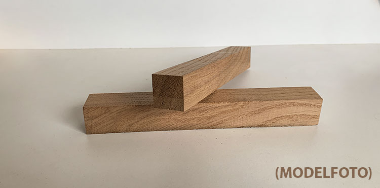 Antik eg pen blank