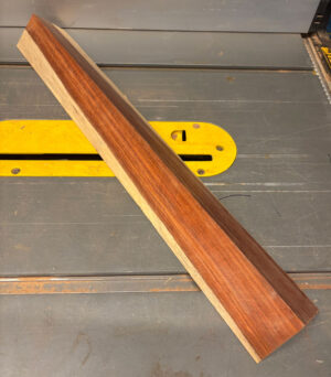 Padauk 562 x 60/59/84