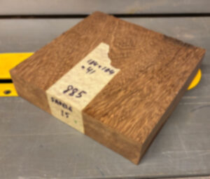 Sapele 184 x 184 x 41