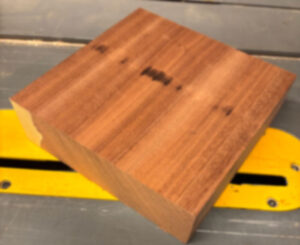 Sapele 175 x 175 x 50