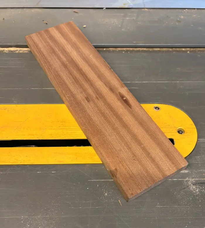 Sapele klods
