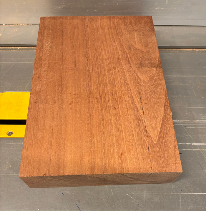 Sapele klods