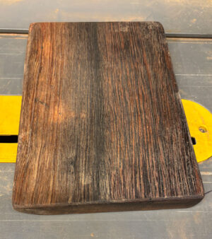 Wenge 260 x 183/159 x 27